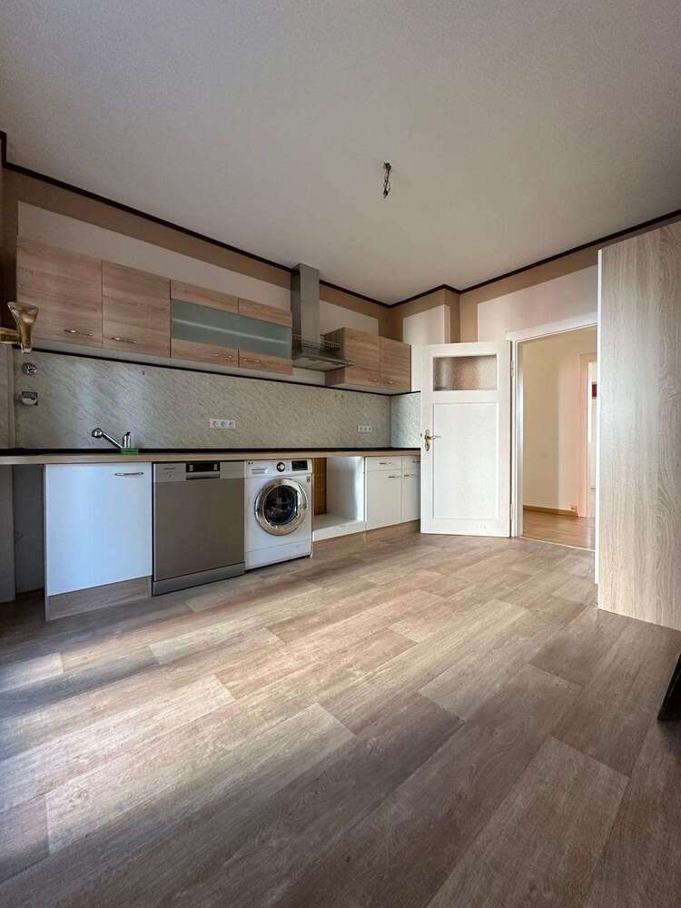 Wohnung zum Kaufen in Seelze 169.000 € 81 m²