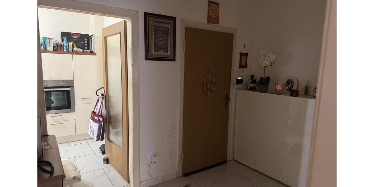 Etagenwohnung Duisburg Laar - 3 Zimmer, 81 m&sup2;, 800&euro; | Angebot:25251402