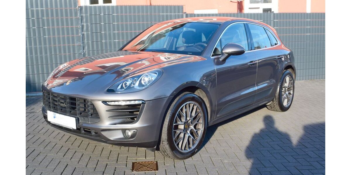 Porsche Macan 175.000 km 24.899 &euro; Meerbusch 40667