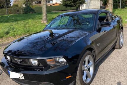 Ford Mustang 112.000 km 22.900 &euro; Kaarst 41564