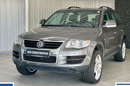 VW Touareg 236.000 km 8.990 € Duisburg 47259