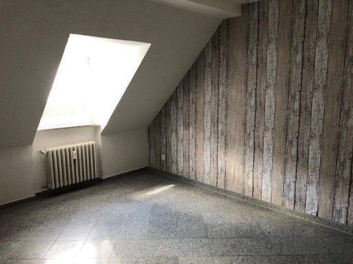 Etagenwohnung Gelsenkirchen Horst - 4 Zimmer, 85 m&sup2;, 700&euro; | Angebot:25682803