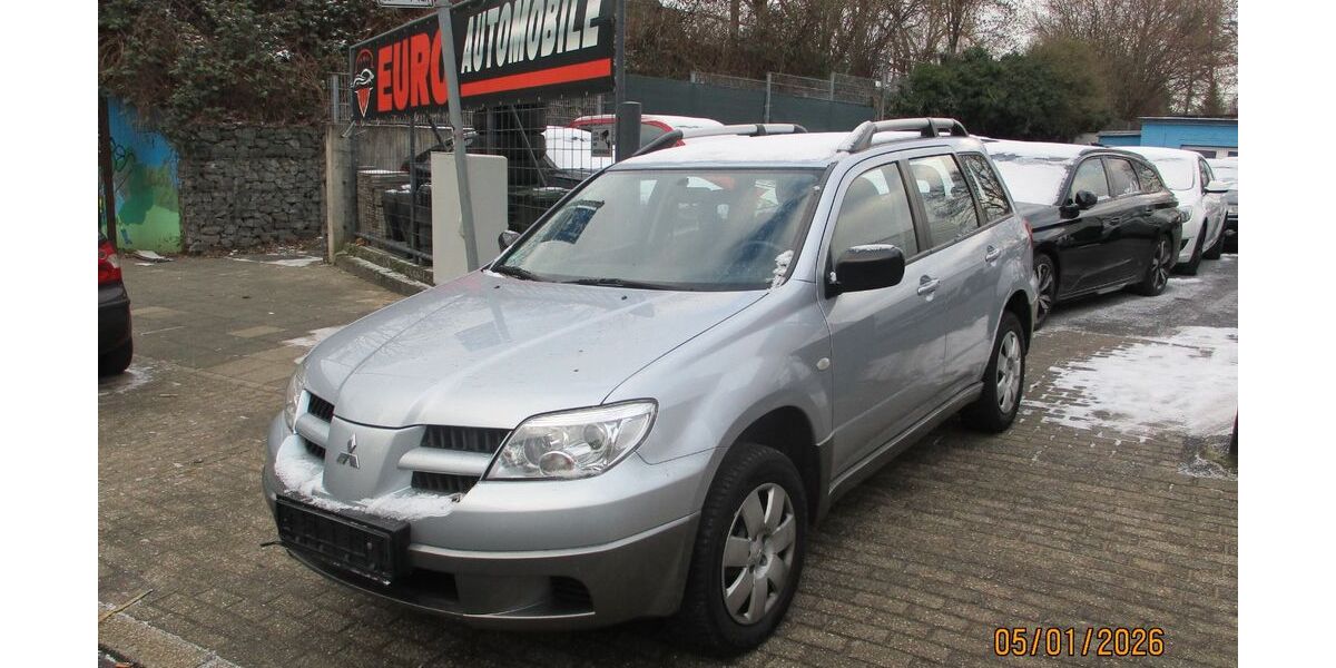 Mitsubishi Outlander 99.000 km 4.999 &euro; Oberhausen 46149
