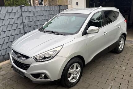 Hyundai ix35 115.000 km 8.900 € Duisburg 47137
