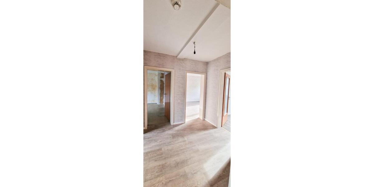 Etagenwohnung Duisburg Hamborn - 3.5 Zimmer, 59 m&sup2;, 360&euro; | Angebot:26335930