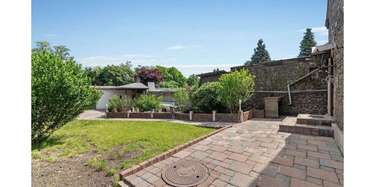 Einfamilienhaus Duisburg Essenberg - 6 Zimmer, 133 m&sup2;, 280.000&euro; | Angebot:22087101