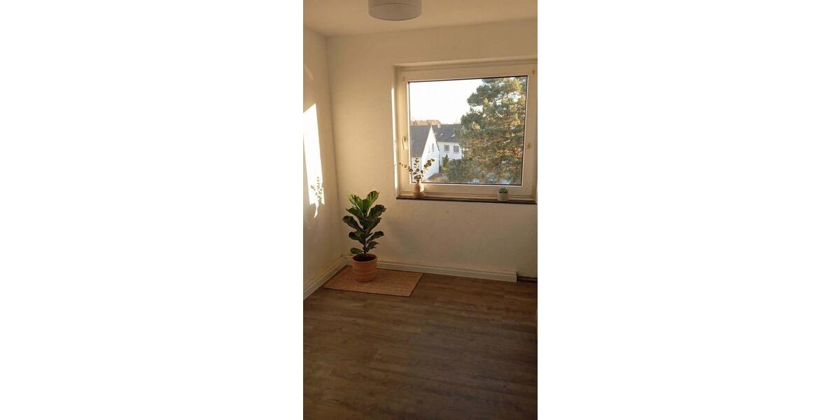 Etagenwohnung Gelsenkirchen Ückendorf - 4 Zimmer, 75 m&sup2;, 562&euro; | Angebot:26199777