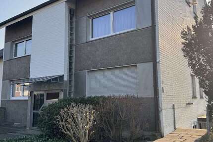 Wohnung zum Kaufen in Düsseldorf 349.000 € 102 m² 3 zimmer