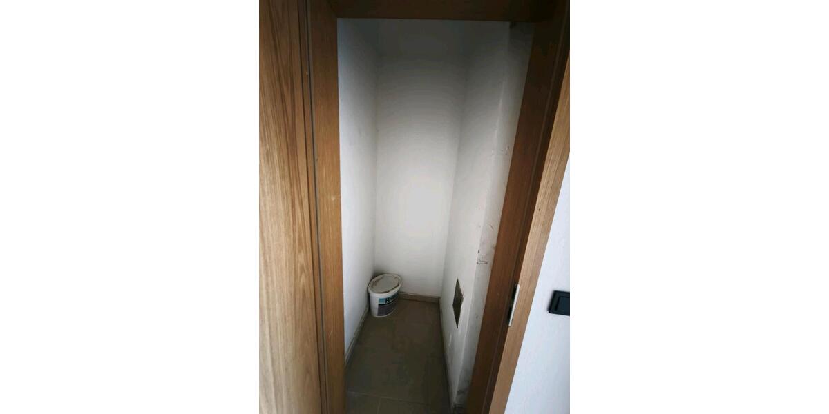 Etagenwohnung Oberhausen - 4 Zimmer, 77 m&sup2;, 970&euro; | Angebot:26288110