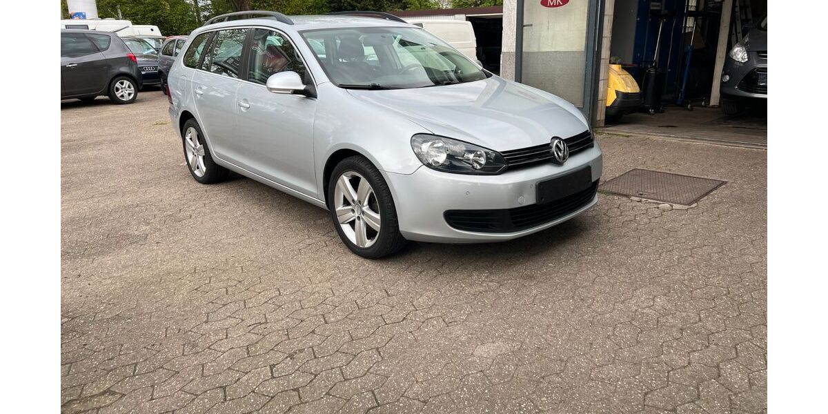VW Golf 160.000 km 5.980 &euro; Essen 45141