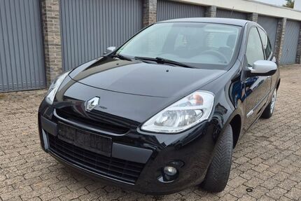 Renault Clio 64.858 km 5.900 € Mönchengladbach 41239