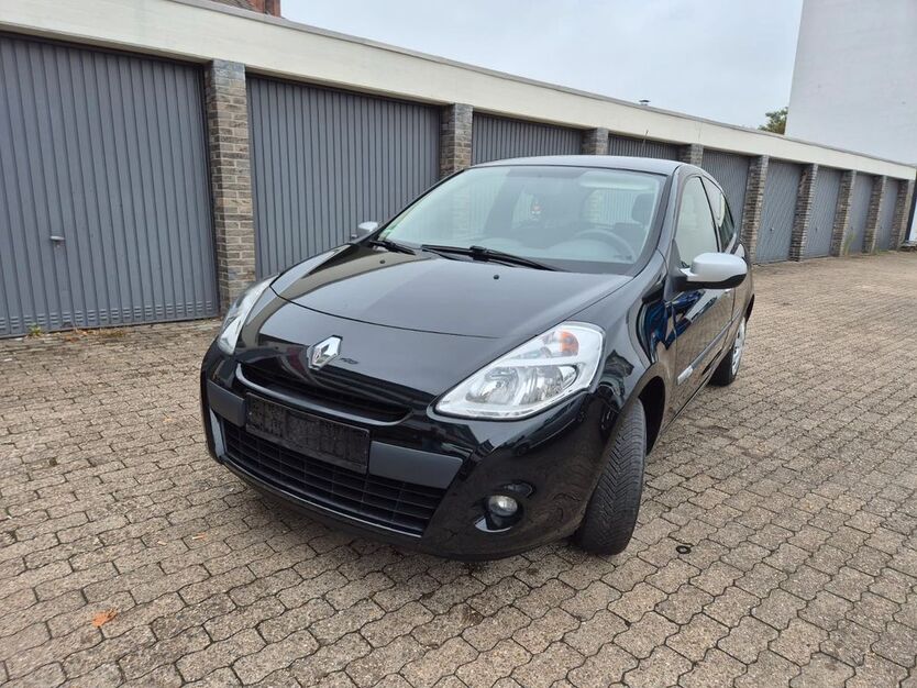 Renault Clio 64.858 km 5.900 € Mönchengladbach 41239