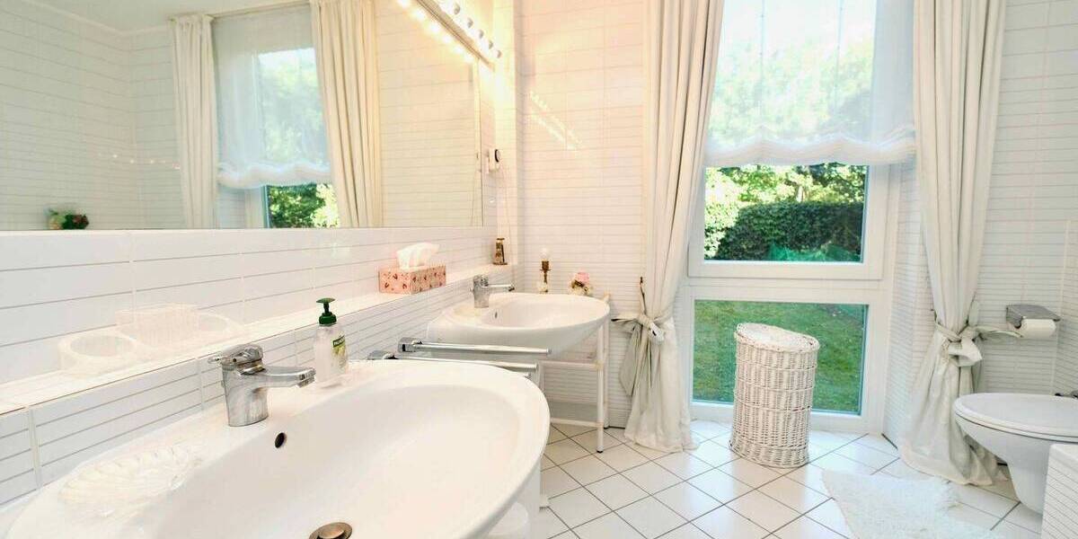 Etagenwohnung Meerbusch Büderich - 3 Zimmer, 121 m&sup2;, 649.000&euro; | Angebot:23972046