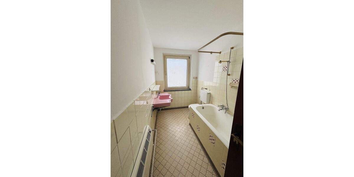 Etagenwohnung Krefeld Stadtmitte - 2 Zimmer, 57 m&sup2;, 79.990&euro; | Angebot:25657455