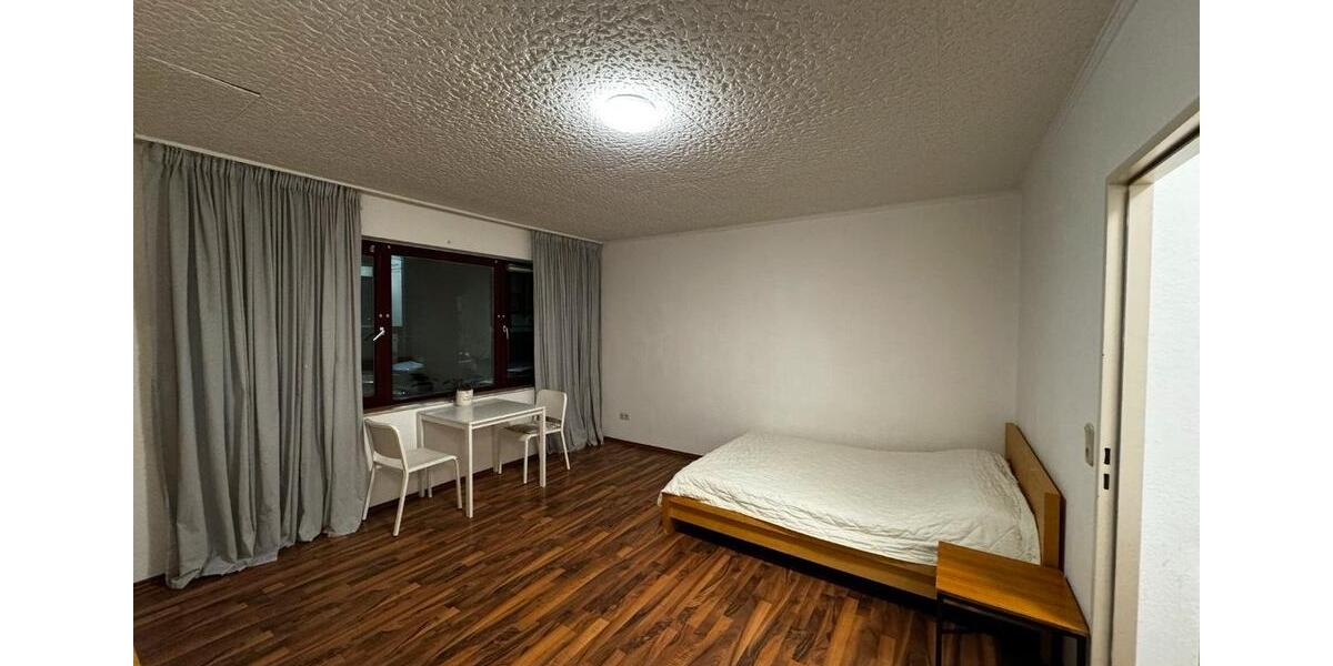 Erdgeschoßwohnung Düsseldorf - 1 Zimmer, 30 m&sup2;, 700&euro; | Angebot:26399872