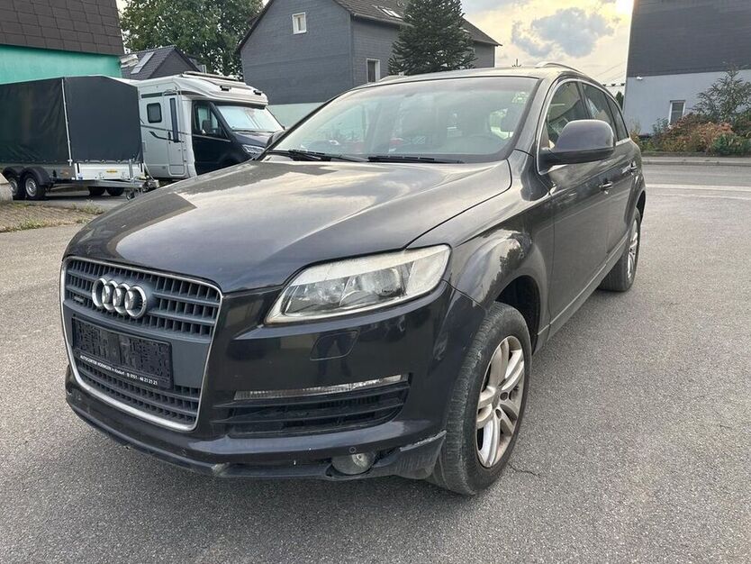 Q7