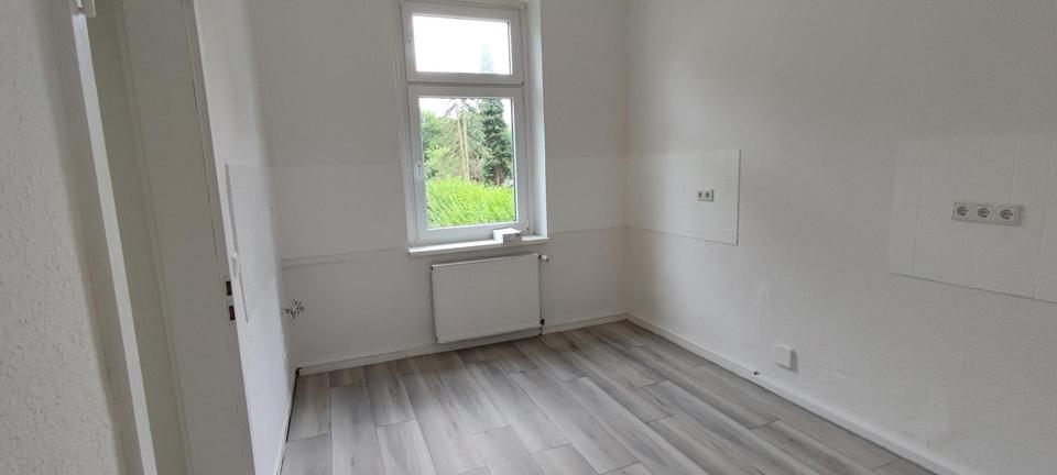 Etagenwohnung Oberhausen Biefang - 4 Zimmer, 88 m&sup2;, 1.000&euro; | Angebot:24527596