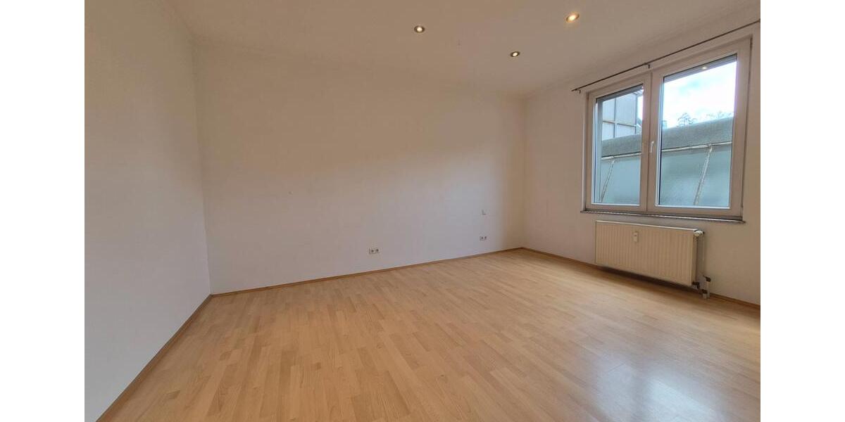 Mehrfamilienhaus, Wohnhaus Krefeld - 8 Zimmer, 316 m&sup2;, 554.000&euro; | Angebot:27096844