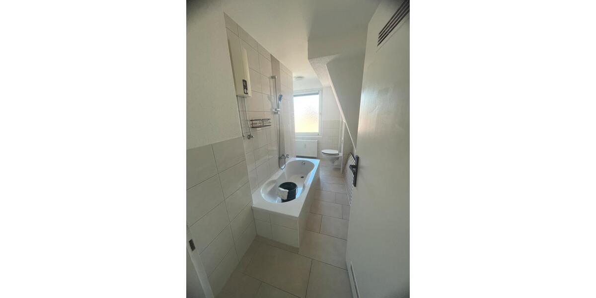 Etagenwohnung Duisburg Hamborn - 3.5 Zimmer, 75 m&sup2;, 850&euro; | Angebot:26193519