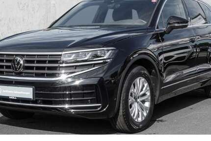 VW Touareg 6.780 km 62.840 € Düsseldorf 40549