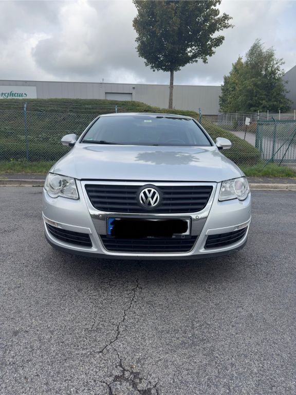 VW Passat 204.955 km 4.100 € Wuppertal 42119