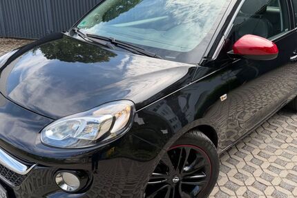 Opel Adam 64.000 km 9.399 &euro; Düsseldorf 40231