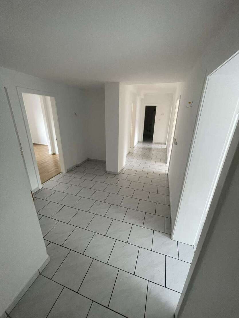 Wohnung zum Mieten in Essen 820 € 117 m² 4 zimmer