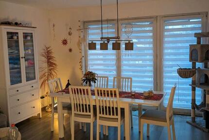 Helle 3,5 Zimmer Wohnung mit Balkon,72m2 ,840 WM in Duisburg Wanh 3 zimmer