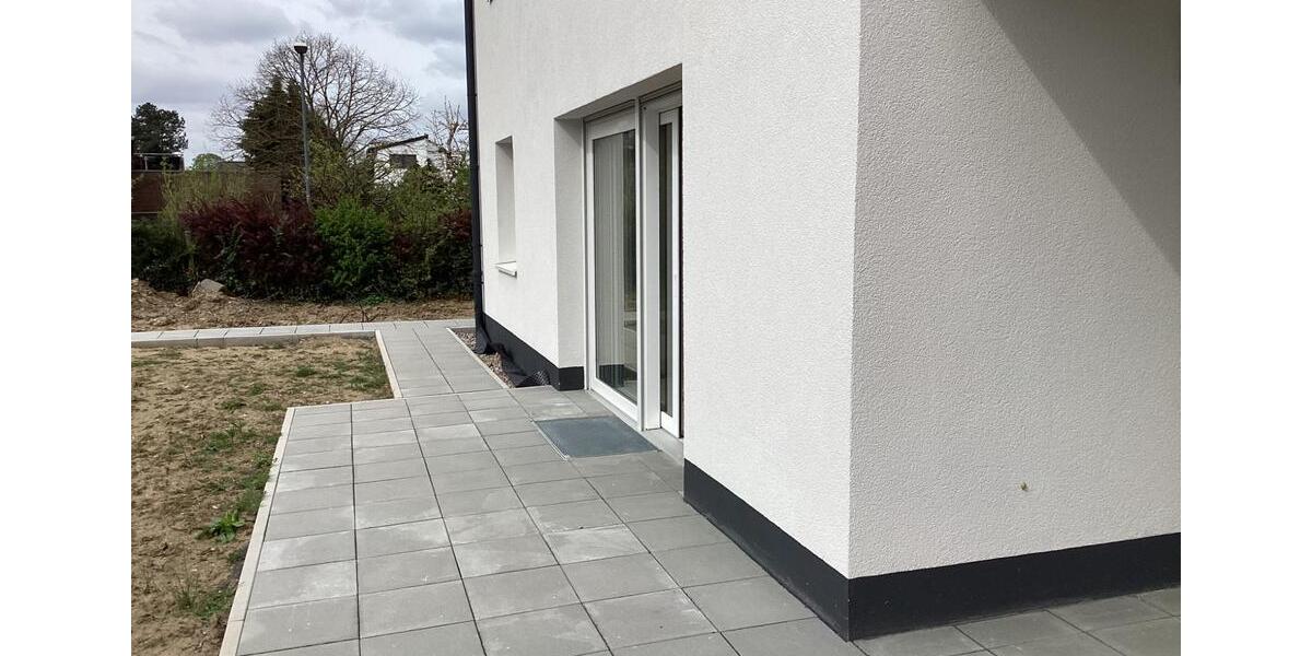 Erdgeschoßwohnung Meerbusch - 3.5 Zimmer, 93 m&sup2;, 1.360&euro; | Angebot:26366147