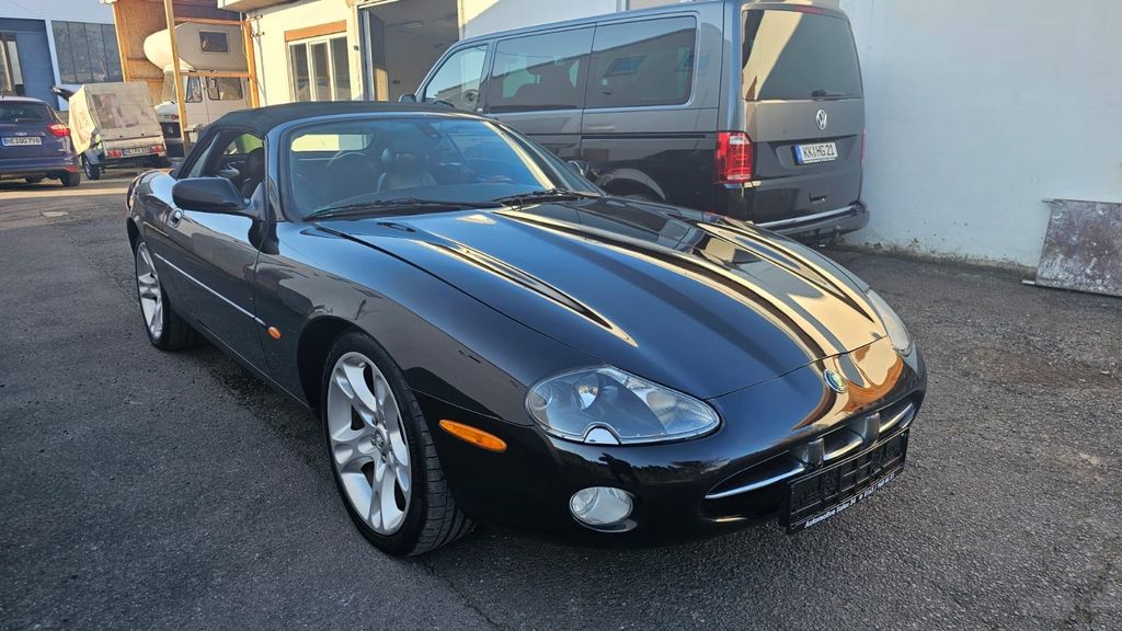 Jaguar XK8 77.500 km 13.900 &euro; neuss 41462