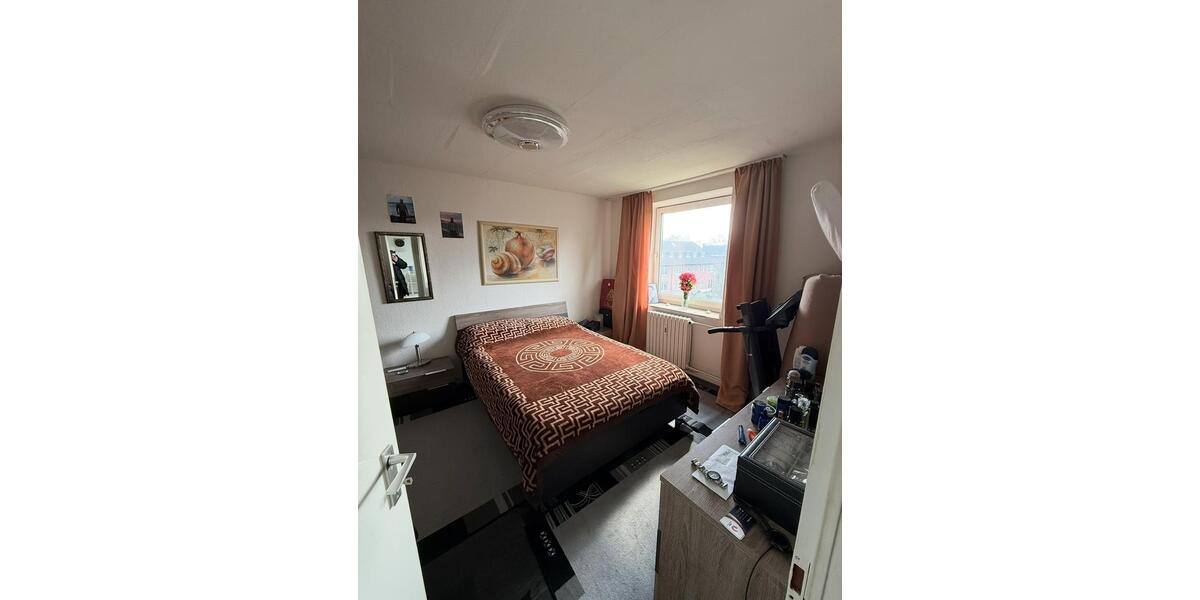 Etagenwohnung Voerde (Niederrhein) - 2.5 Zimmer, 52 m&sup2;, 150.000&euro; | Angebot:24696281