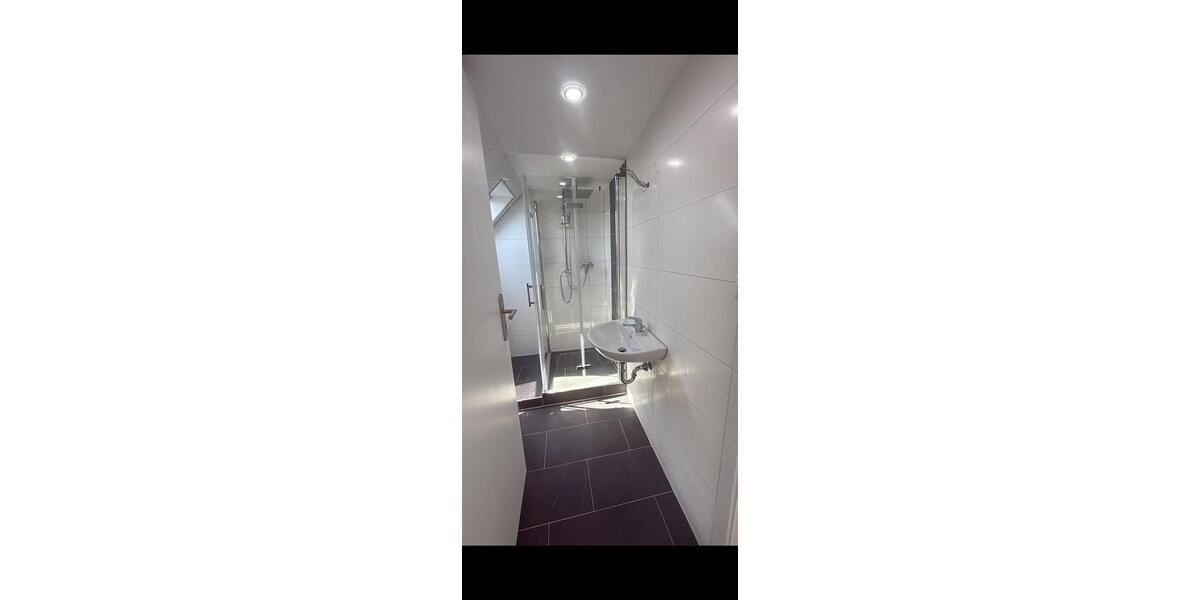 Einfamilienhaus Duisburg Rheinhausen - 5 Zimmer, 180 m&sup2;, 1.600&euro; | Angebot:25988678