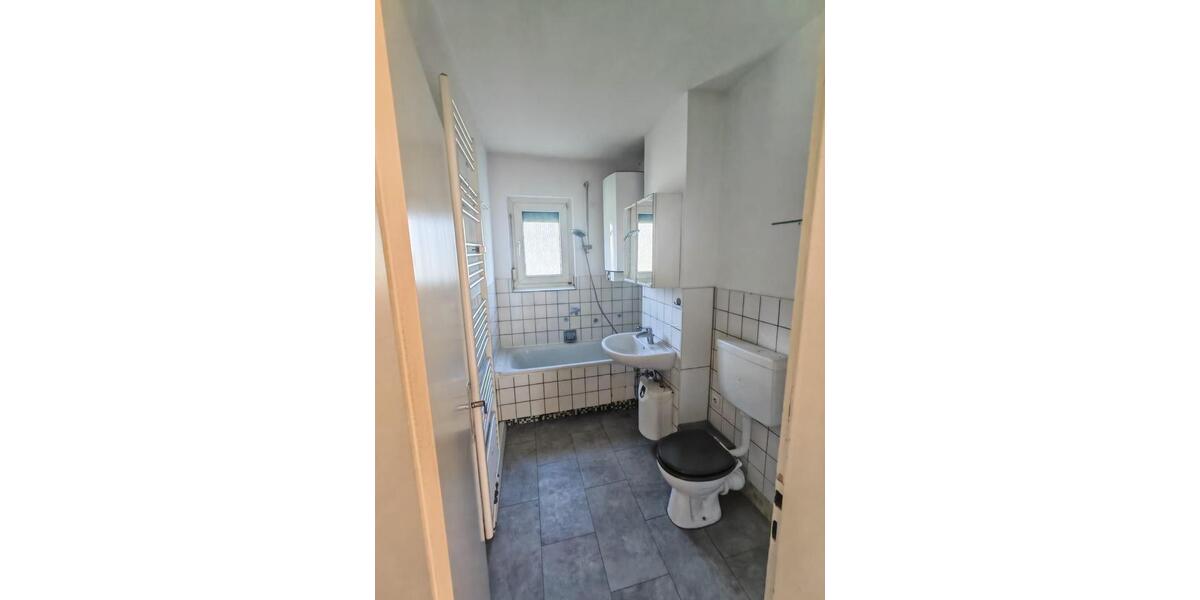 Etagenwohnung Essen Stadtbezirk III - 3 Zimmer, 64 m&sup2;, 575&euro; | Angebot:25375371