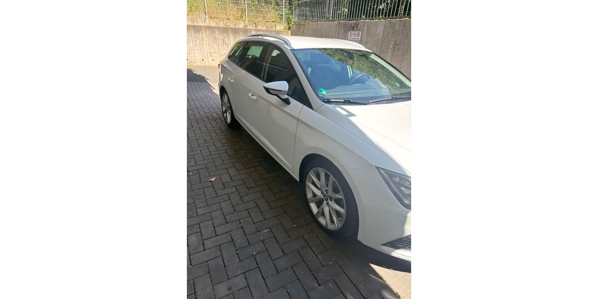 Seat Leon 121.450 km 14.499 &euro; Moers 47447