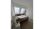 Lichtdurchflutete 3-Zimmer-DG-Wohnung mit großer Dachterrasse etc