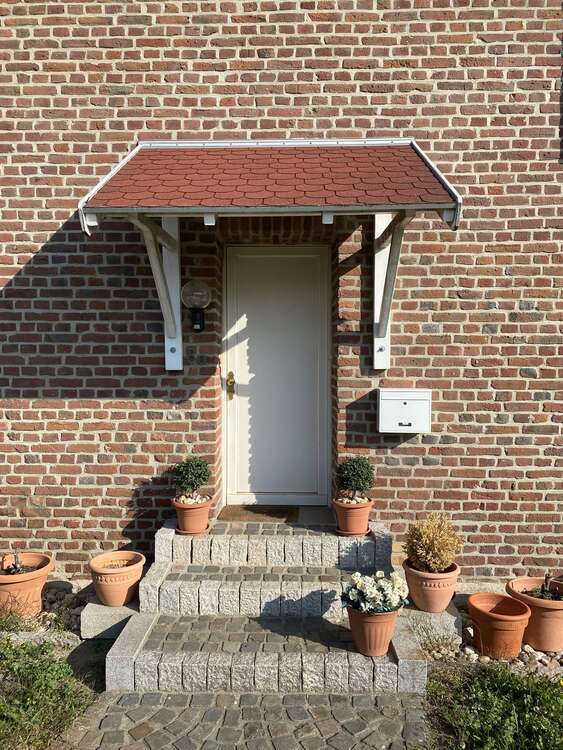 Haus zum Mieten in Neuss 995 € 100 m²