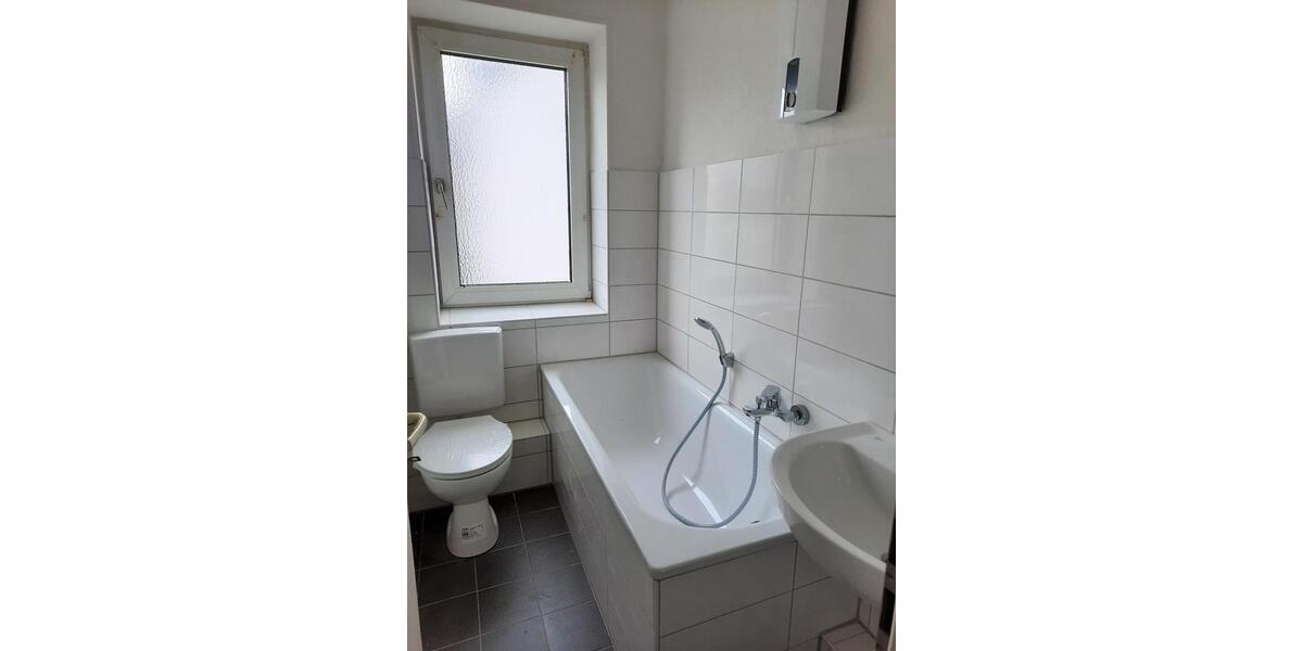 Etagenwohnung Duisburg Rheinhausen - 3.5 Zimmer, 50 m&sup2;, 362&euro; | Angebot:26329867