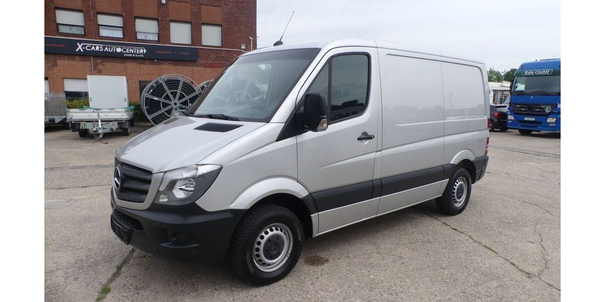 Mercedes-Benz Sprinter 173.737 km 15.950 &euro; Essen 45309