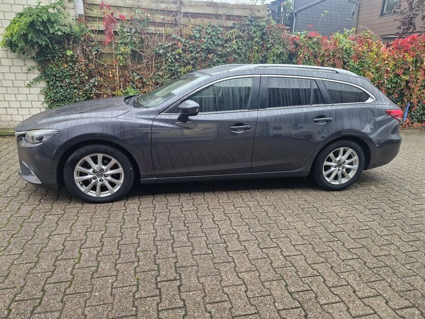 Mazda 6 261.619 km 7.990 € Oberhausen 46149