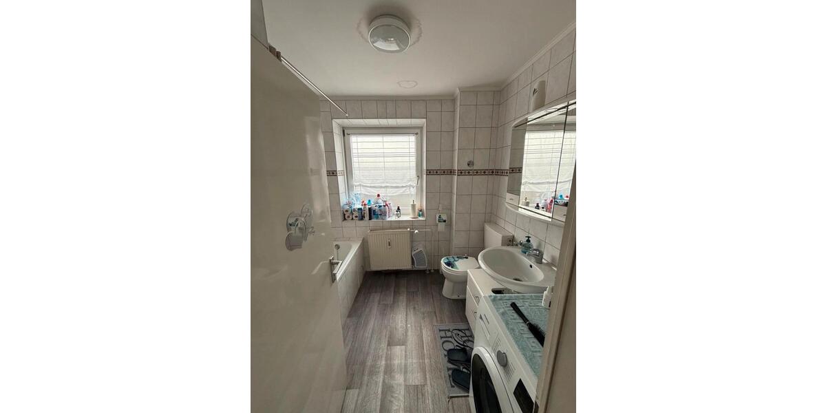 Etagenwohnung Duisburg Hamborn - 2.5 Zimmer, 52 m&sup2;, 73.000&euro; | Angebot:26579232