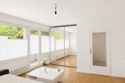 Wohnung Düsseldorf Heerdt - 1 Zimmer, 40 m&sup2;, 250.000&euro; | Angebot:27024086