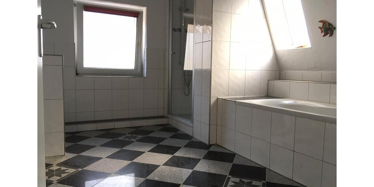Maisonettenwohnung Gelsenkirchen Buer - 4 Zimmer, 105 m&sup2;, 800&euro; | Angebot:26222237