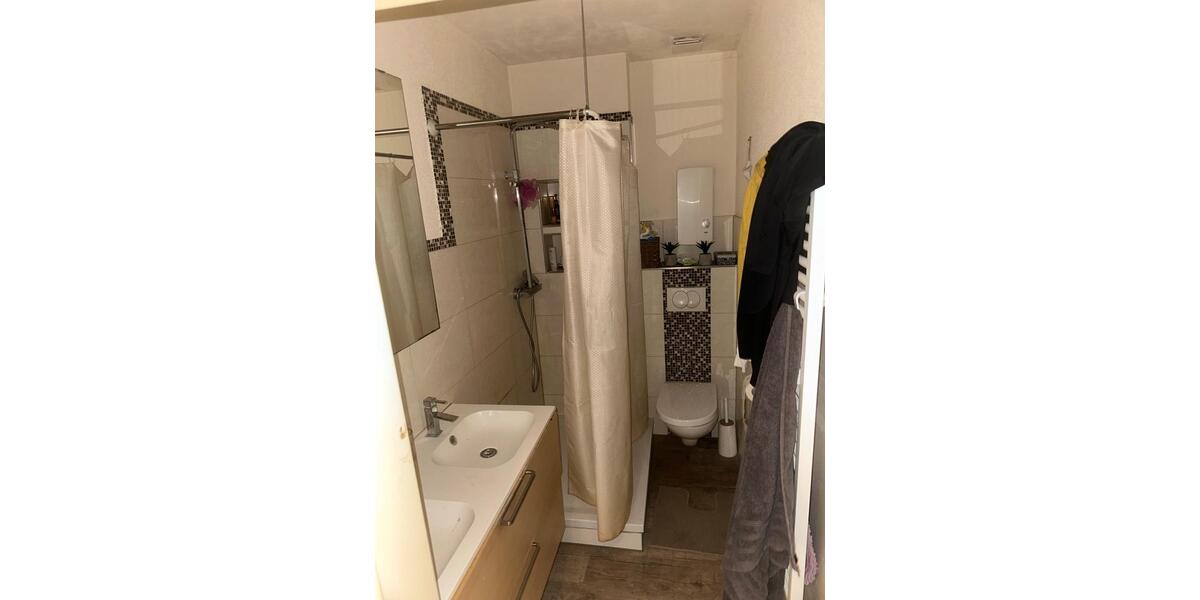 Etagenwohnung Duisburg Beeck - 2 Zimmer, 61 m&sup2;, 680&euro; | Angebot:25180613