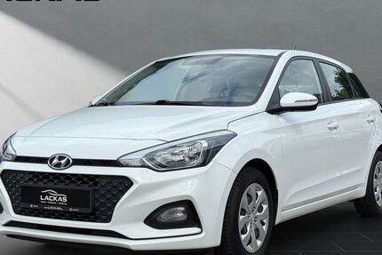 Hyundai i20 56.609 km 9.950 &euro; Dinslaken 46537