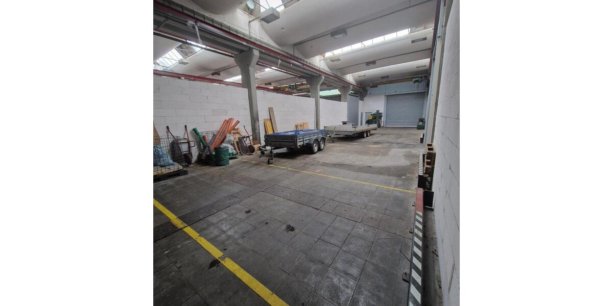 BÜROS MIT LAGERFLÄCHEN zimmer