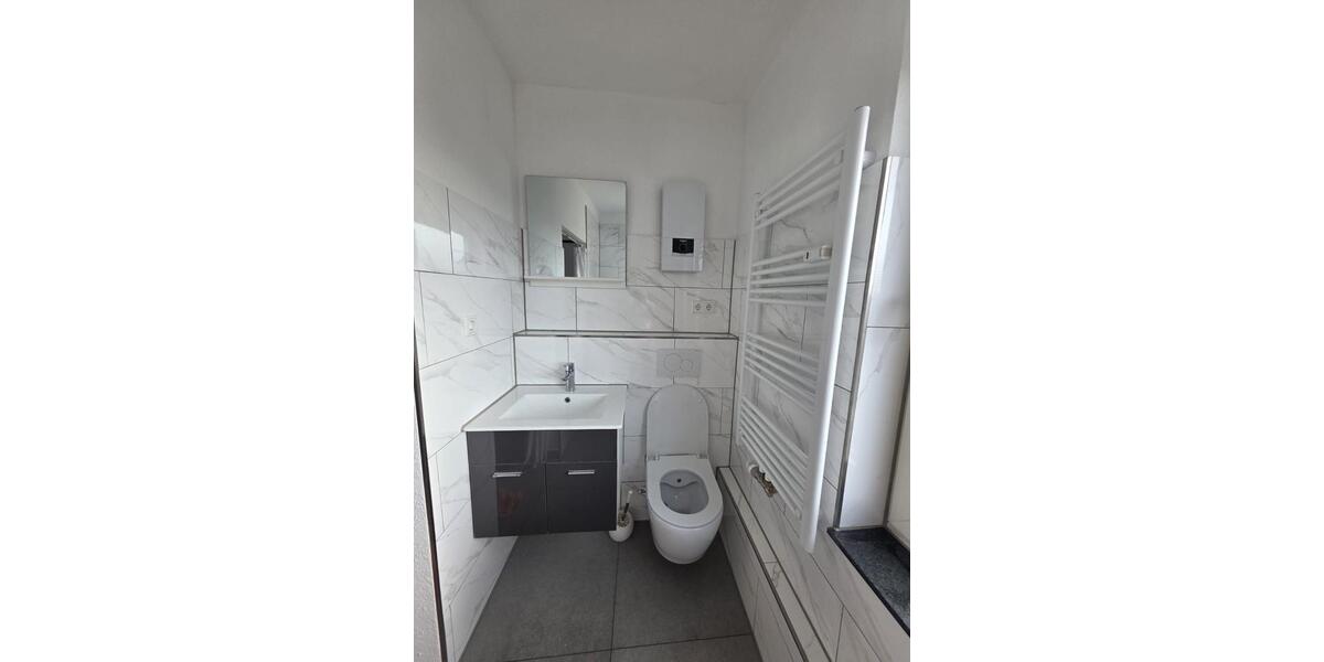 Etagenwohnung Düsseldorf Pempelfort - 1 Zimmer, 23 m&sup2;, 500&euro; | Angebot:25538419