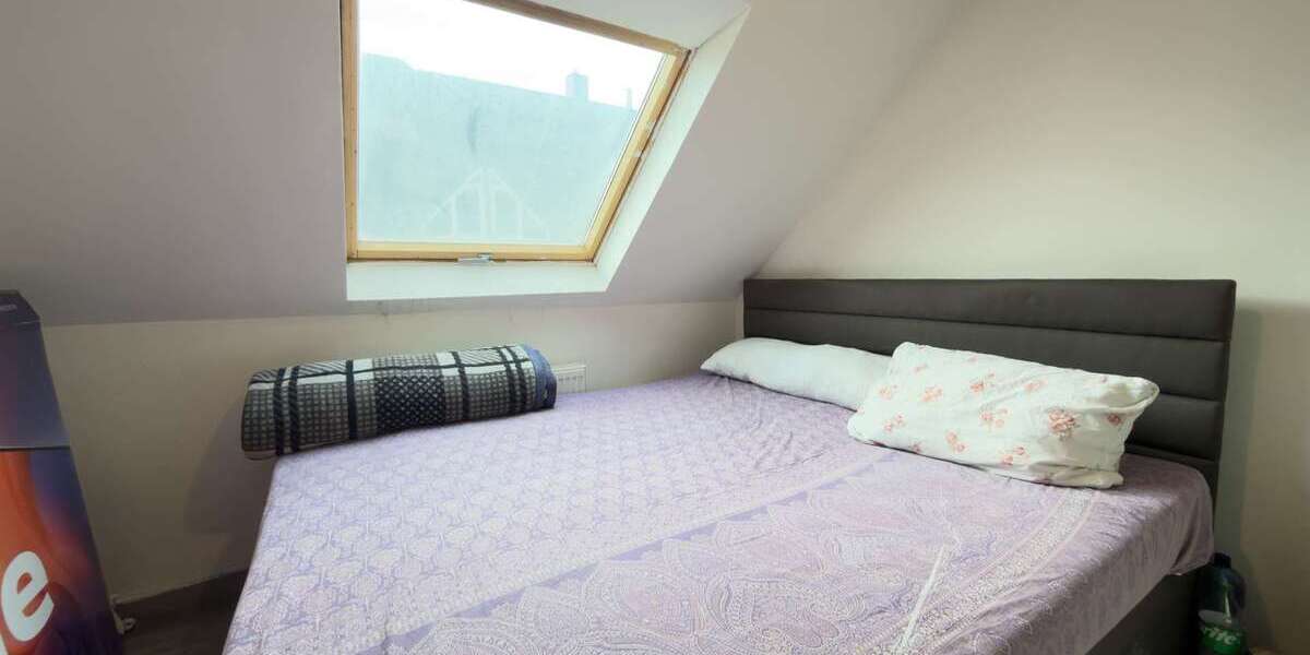 Renditestarkes MFH mit Gewerbe in Duisburg – 5700 EUR Kaltmiete, starke Ertragsbasis - Mehrfamilienhaus, Wohnhaus Duisburg Hamborn | Angebot:25536060