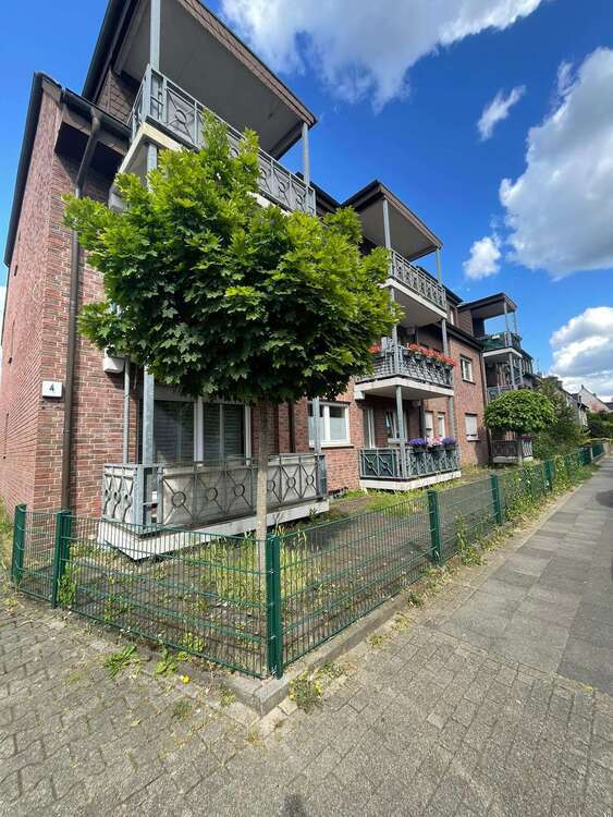 Wohnung zum Mieten in Oberhausen 775 € 83.22 m²