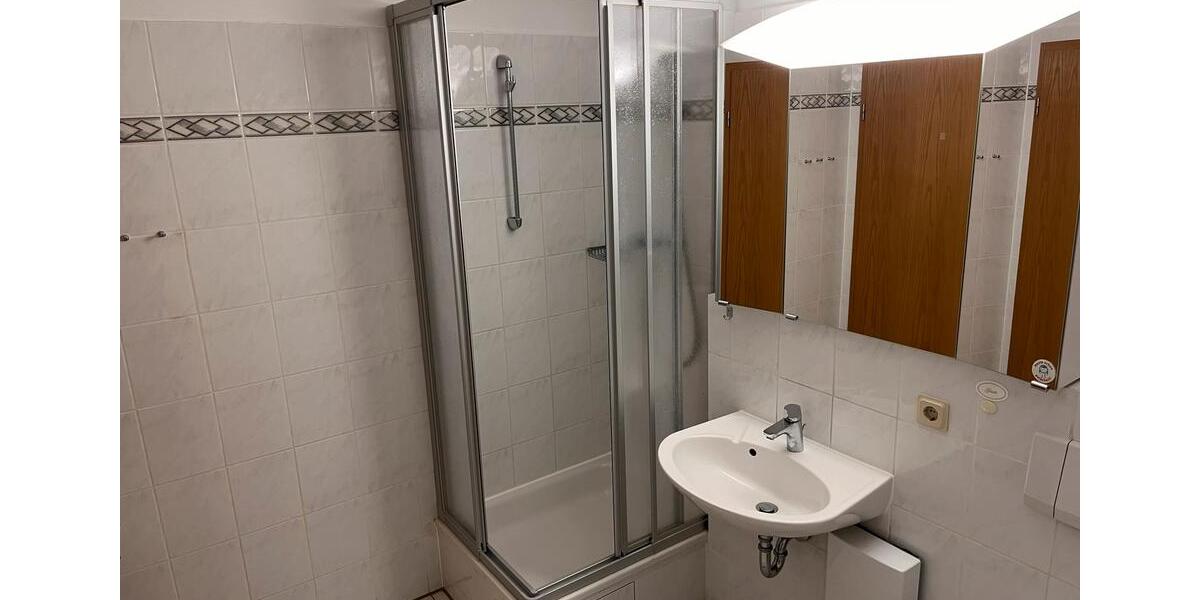 Etagenwohnung Duisburg Walsum - 2 Zimmer, 63 m&sup2;, 880&euro; | Angebot:24770761