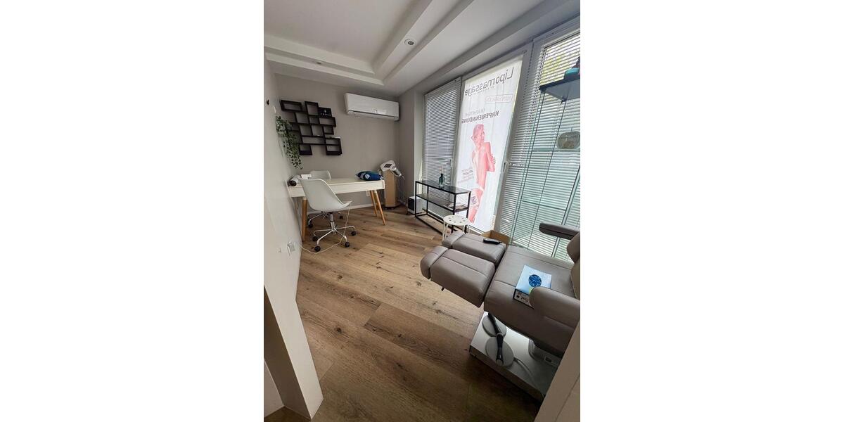 Gewerbeobjekt Meerbusch Necklenbroich - 123&euro; | Angebot:26292464